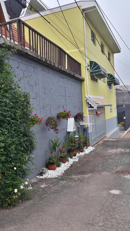 Residência Tia Stella Acomodação com café da manhã Campos do Jordão Exterior foto