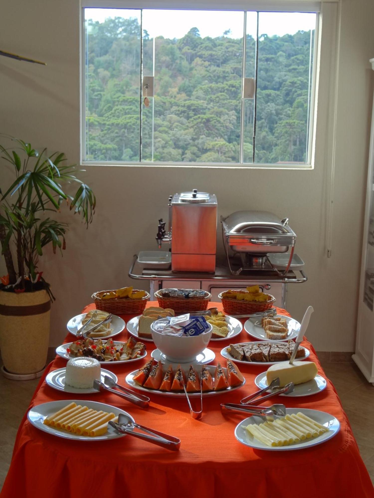 Residência Tia Stella Acomodação com café da manhã Campos do Jordão Exterior foto